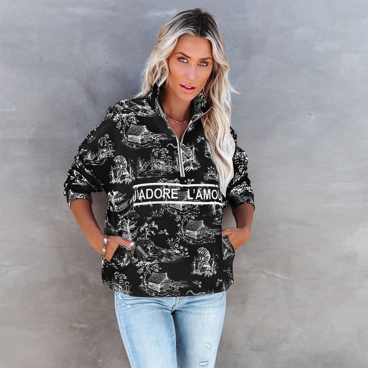 Haut court tendance zippé col montant survêtement femme