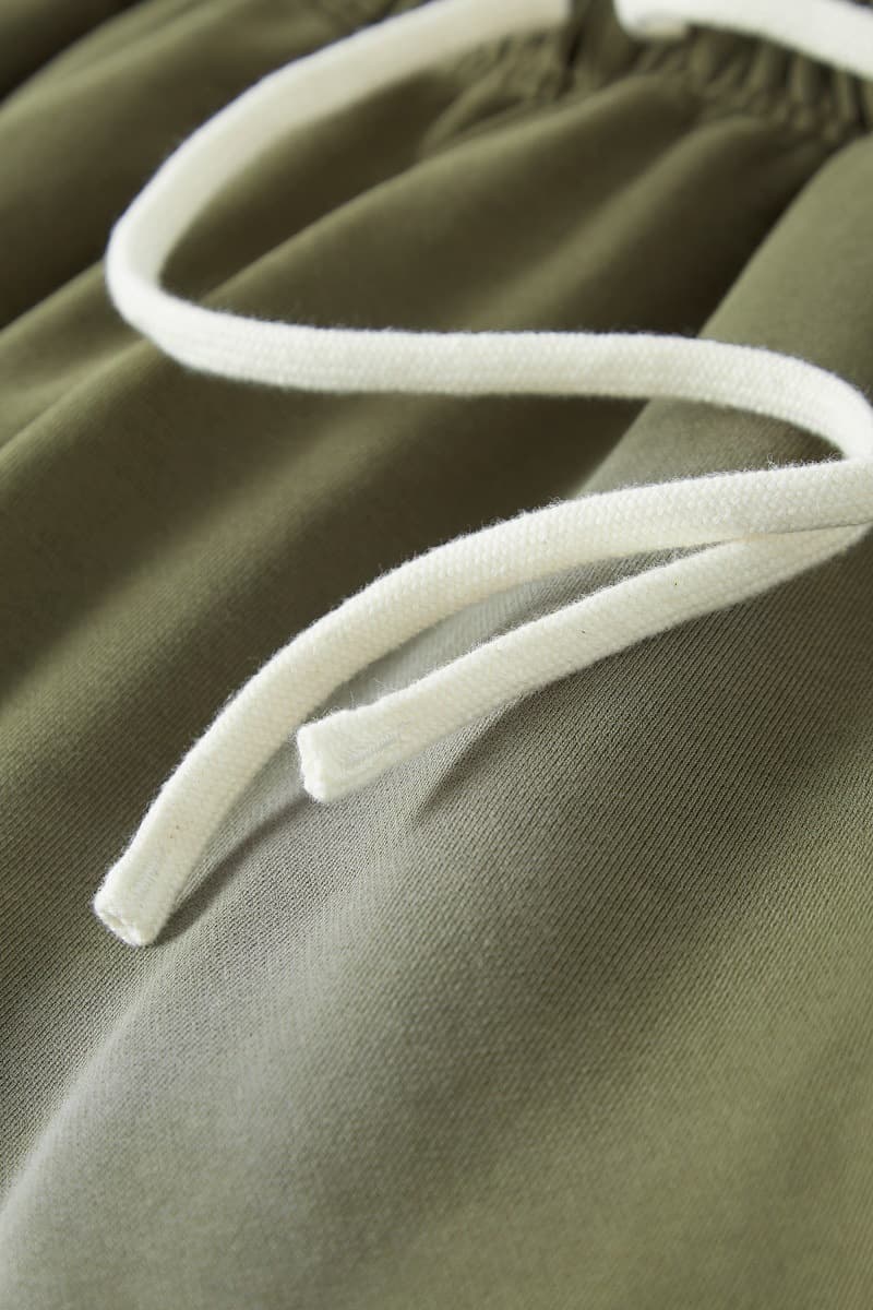 Pantalon droit court à cordon tendance homme