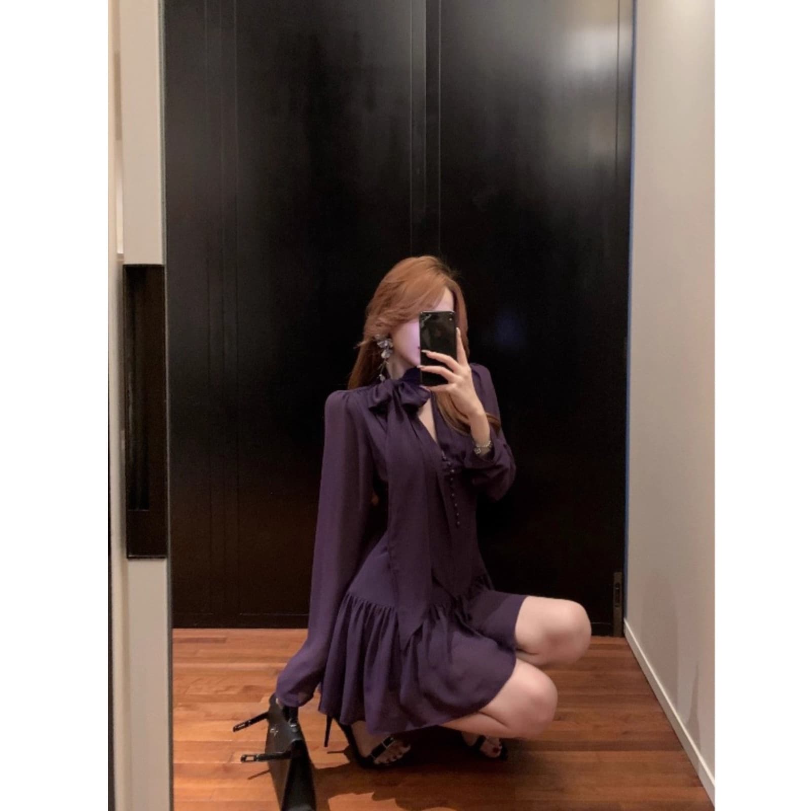 Robe dos nu violette tendance à taille cintrée