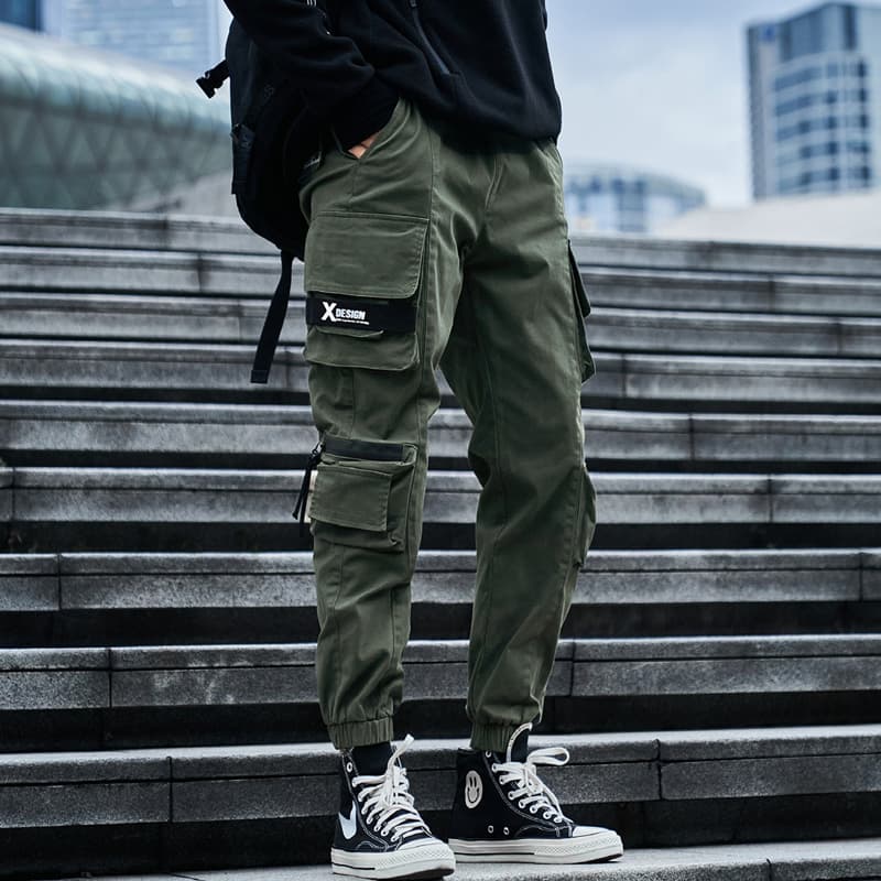 Pantalon décontracté tendance jeune homme